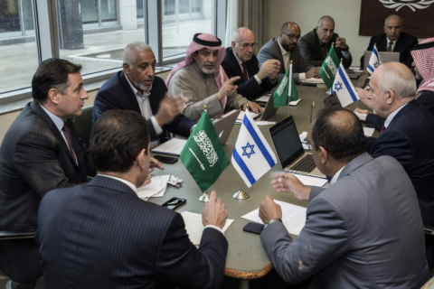 Trump condiciona acuerdo con Irán a normalización de relaciones entre Arabia Saudita, Qatar y Pakistán con Israel